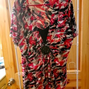 Ladies top by Kim Roger's sz 2x